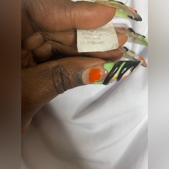 All white Bodycon capped dress - Picture 5 of 7